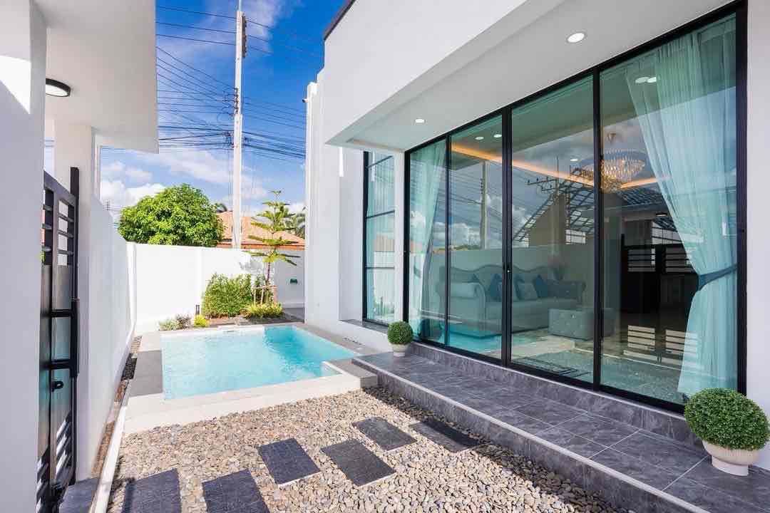 3 Bedroom Villa For Rent In Nong Prue, Chon Buri