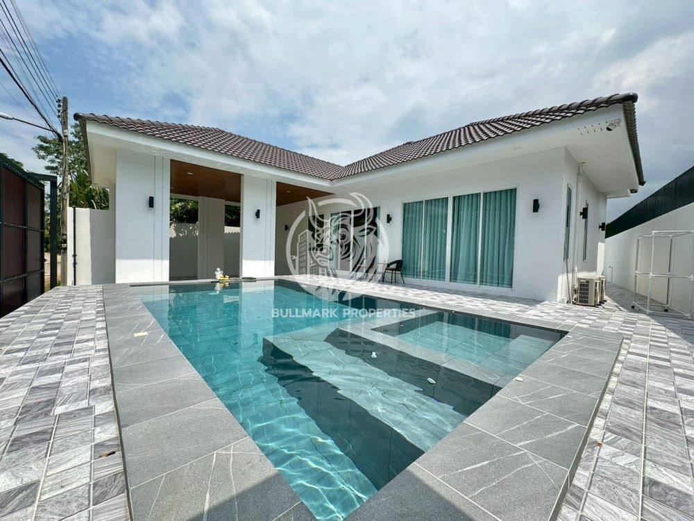 3 Bedroom House For Rent In Huai Yai, Chon Buri