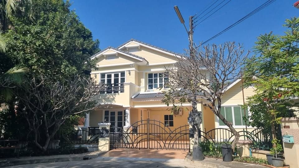 7 Bedroom House For Rent In Ban Waen, Chiang Mai