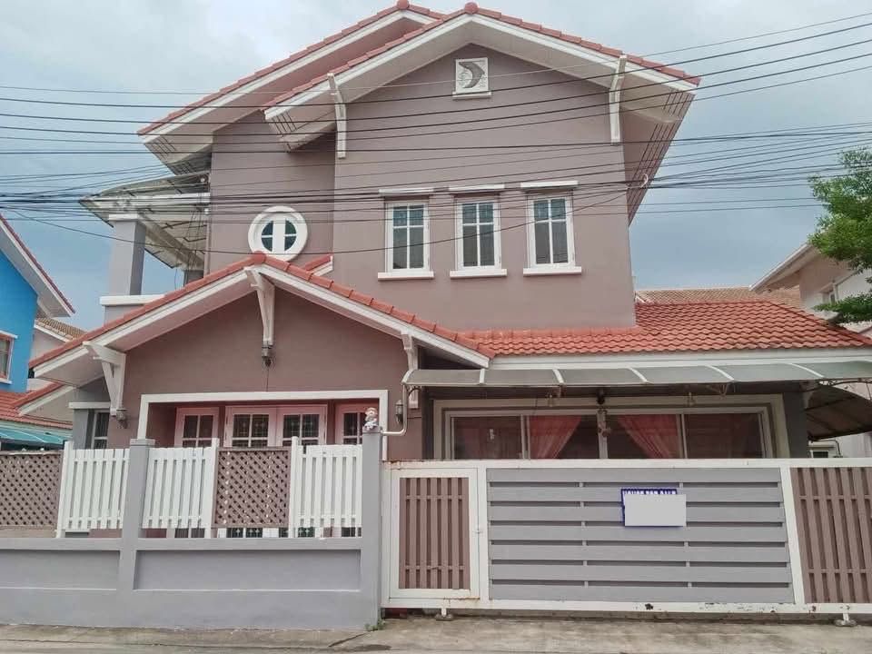 3 Bedroom House For Rent In Nong Prue, Chon Buri