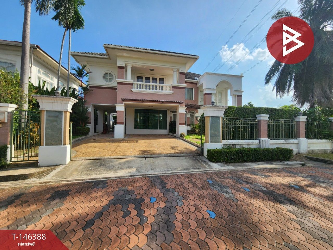 3 Bedrooms House for sale In Bang Ramat Bangkok