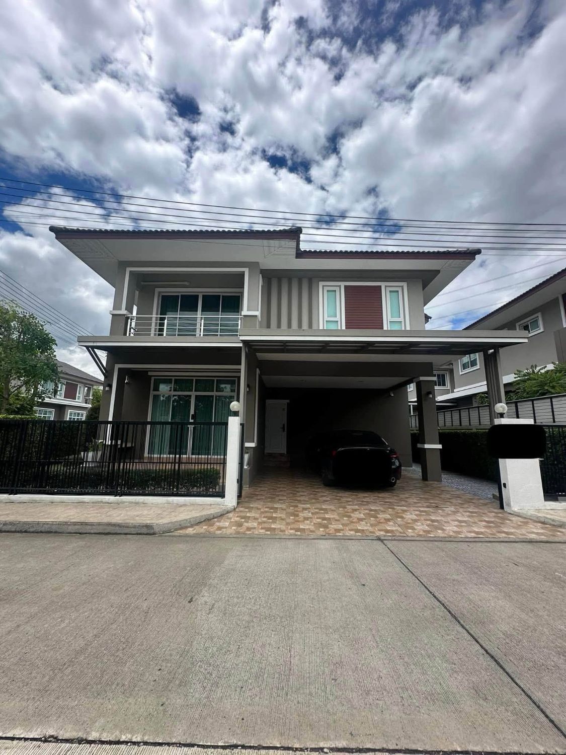 4 Bedroom House For Rent In Ton Pao, Chiang Mai