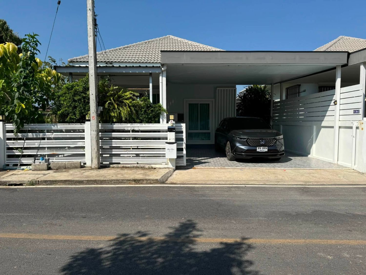 2 Bedroom House For Rent At Chok Varee Home