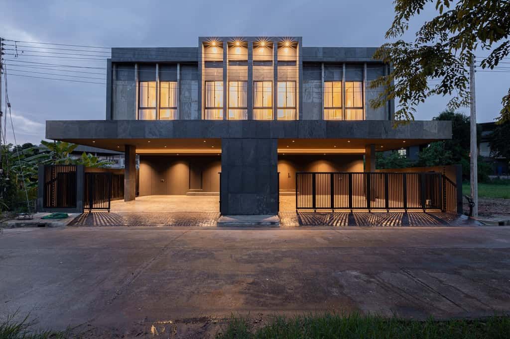 5 Bedroom House For Rent At World Club Land