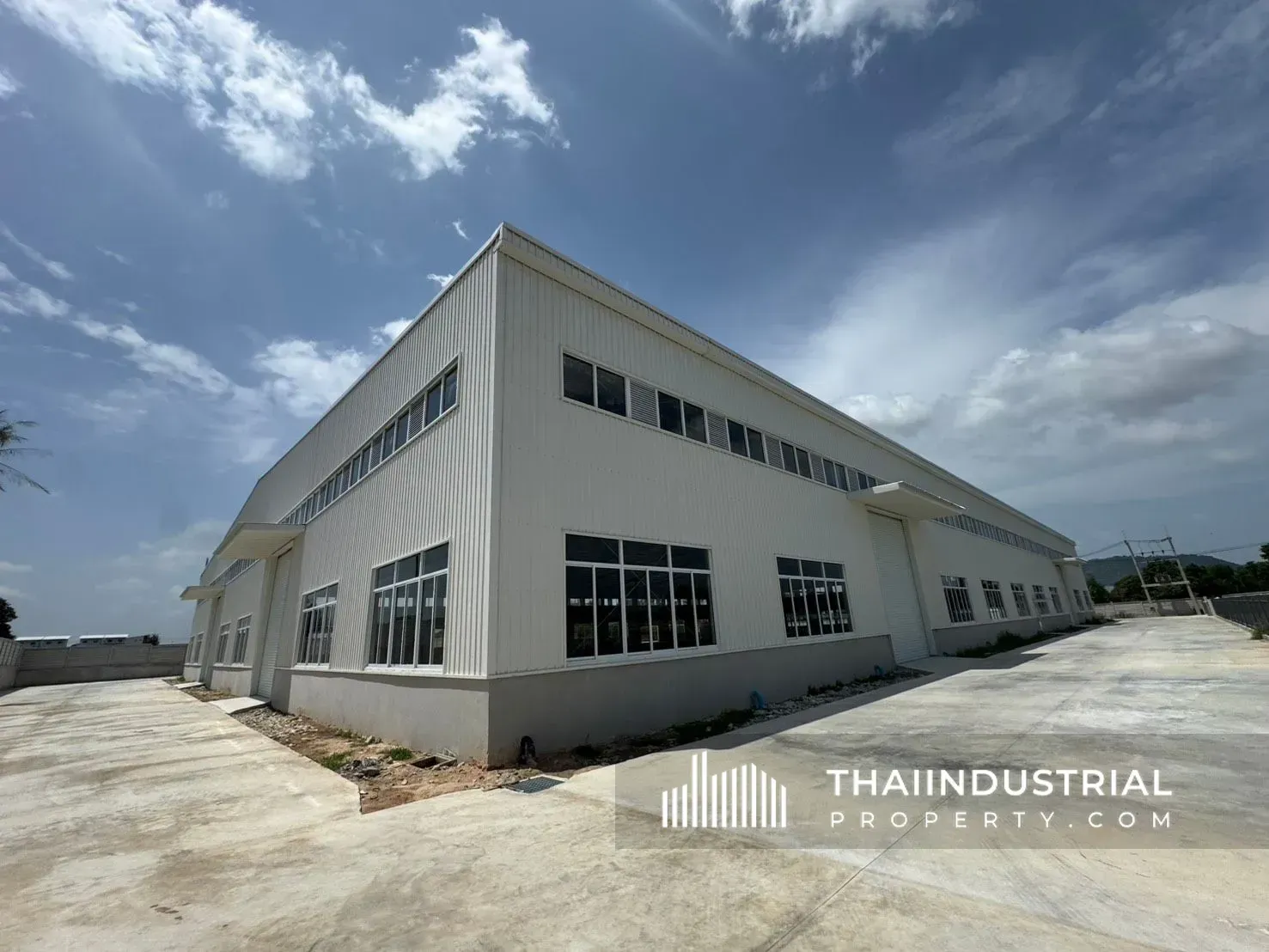 Warehouse for rent In Makham Khu Rayong