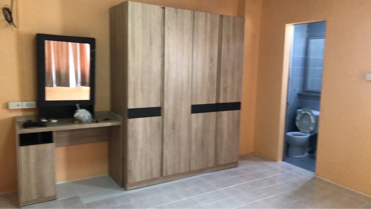 1 Bedroom Condo For Rent At Tanommit Park