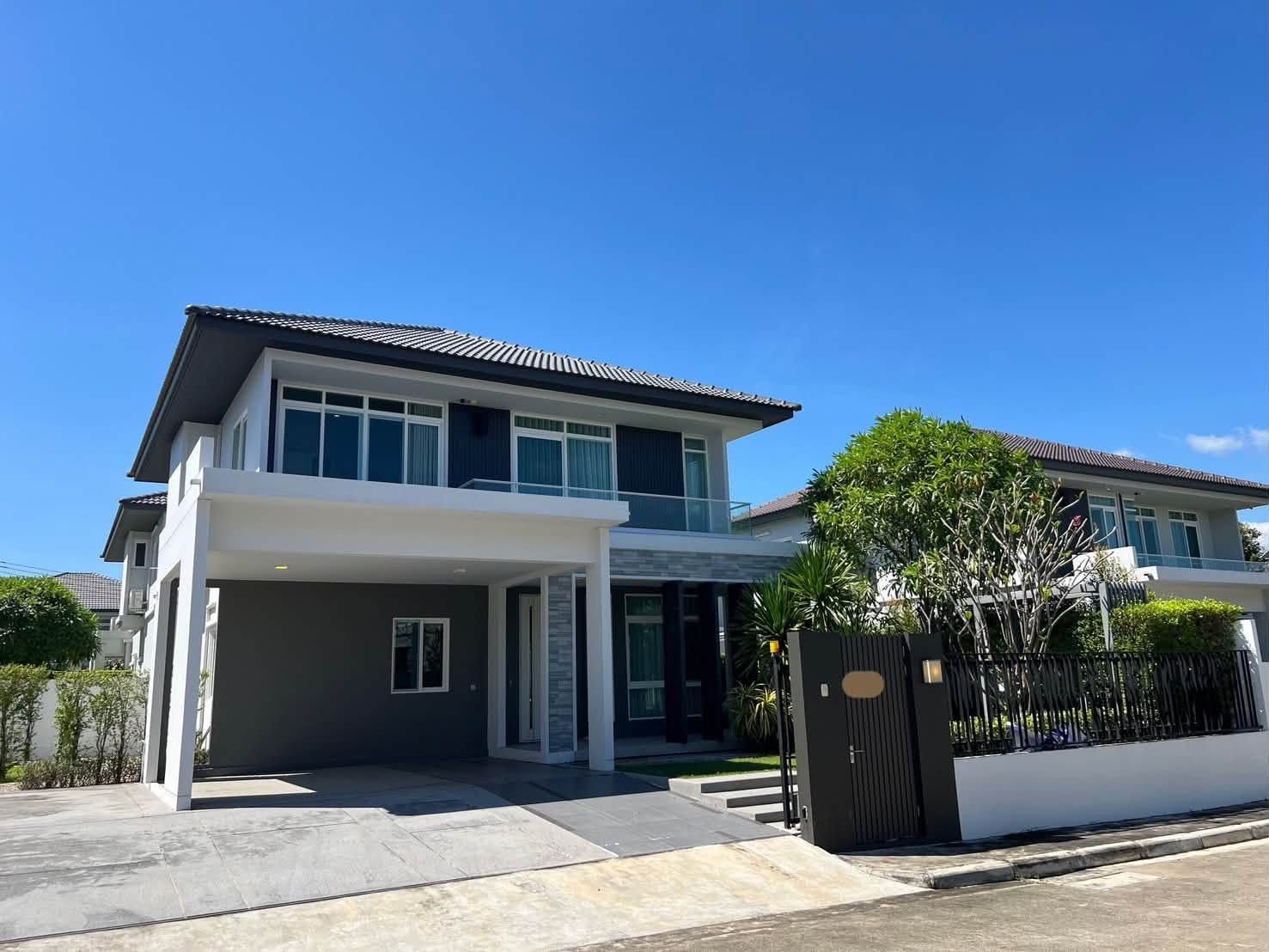 4 Bedroom House For Rent In Mae Hia, Chiang Mai