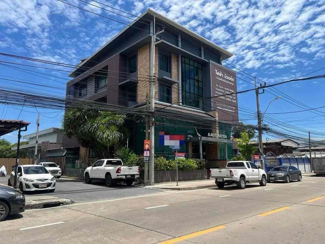 Office for sale In The Crystal Ekamai Ramindra Lat Phrao Bangkok