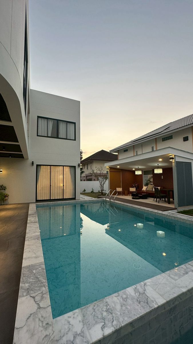 5 Bedroom Villa For Rent In Nong Khwai, Chiang Mai