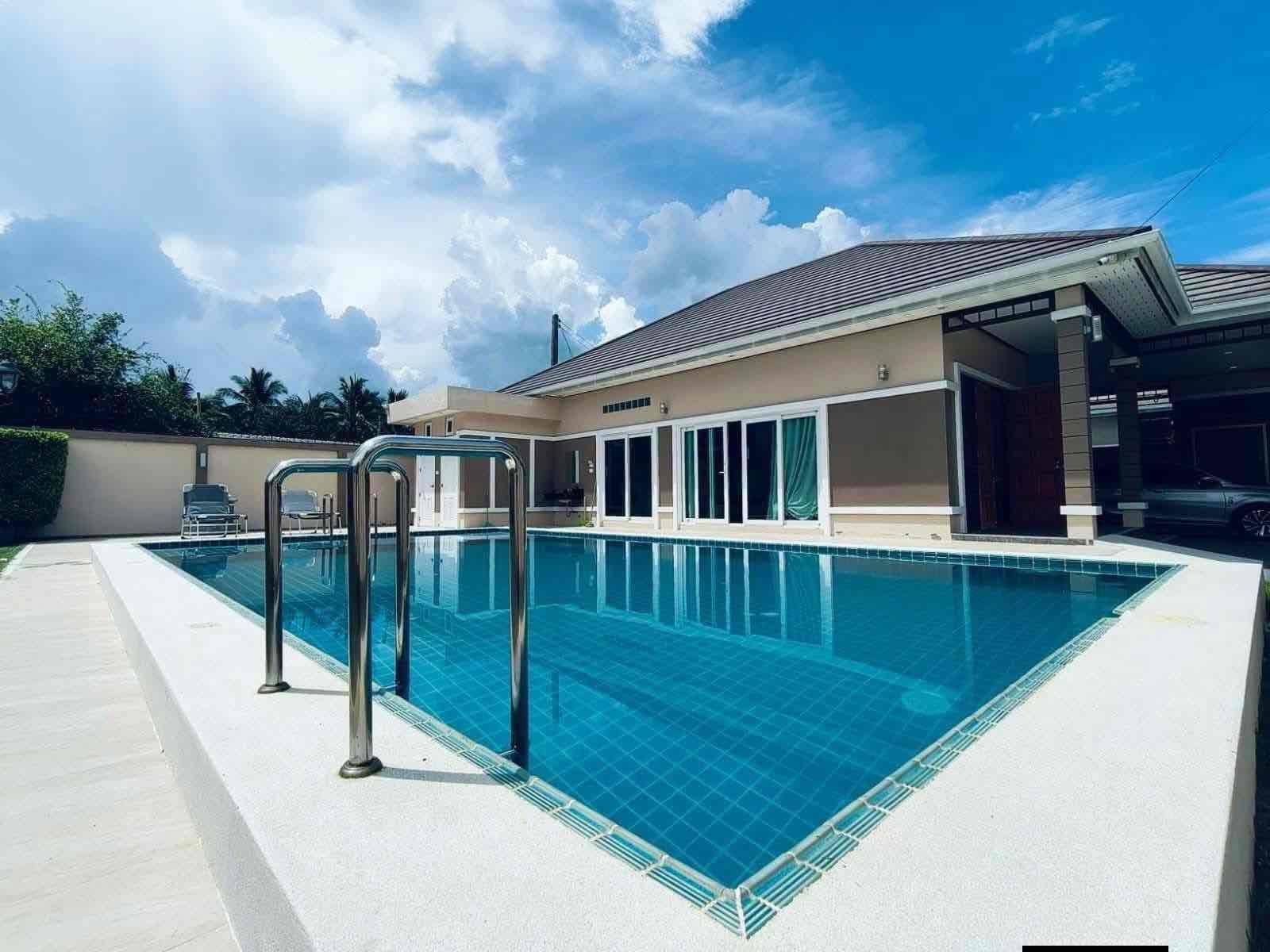 3 Bedroom Villa For Rent In Pong, Chon Buri
