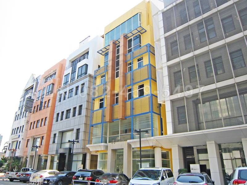 Office for sale In Sam Sen Nok Bangkok