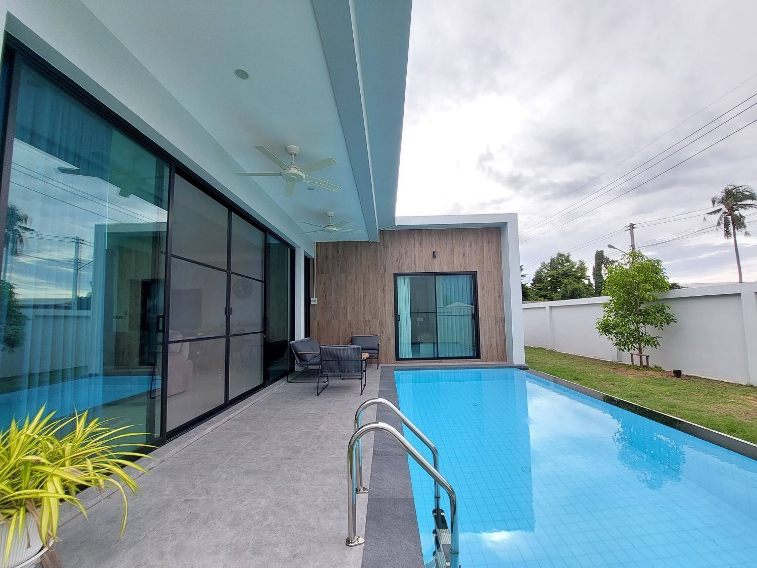 3 Bedroom Villa For Rent In Nong Pla Lai, Chon Buri