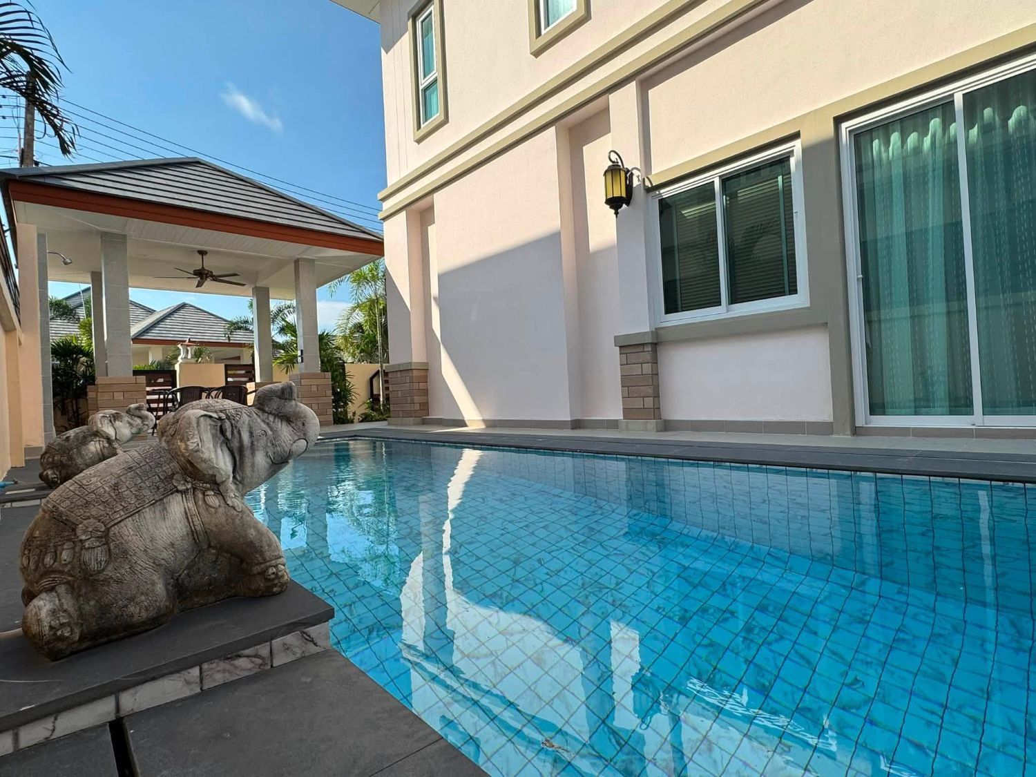 4 Bedroom House For Rent In Huai Yai, Chon Buri