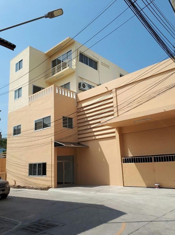 Warehouse for rent In Nong Prue Pattaya