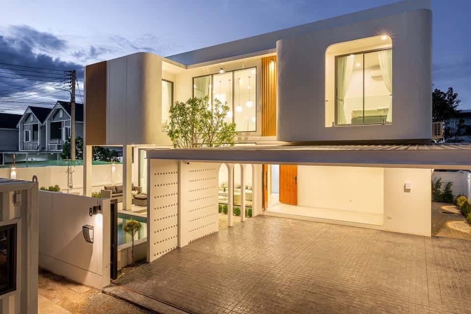 4 Bedroom House For Rent In San Phak Wan, Chiang Mai