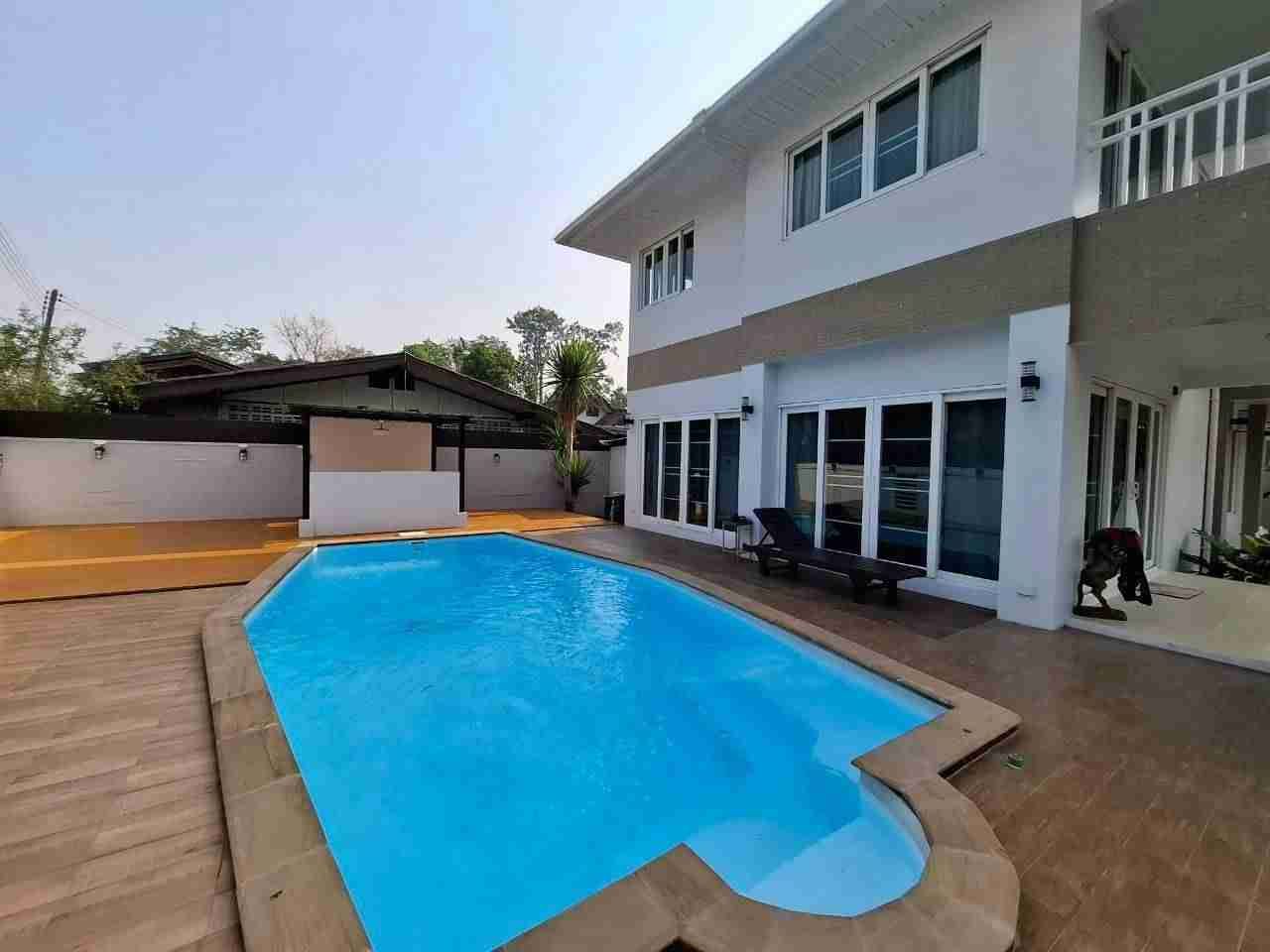 3 Bedroom Villa For Rent In Chomphu, Chiang Mai