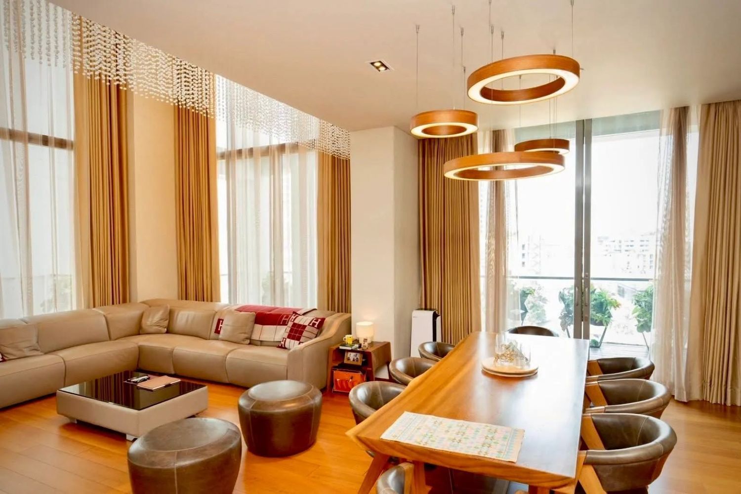 4 Bedrooms Condo for sale In Sukhothai Residence Apartment Lumphini Bangkok