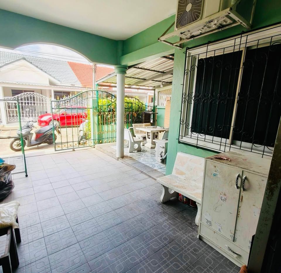 2 Bedroom House For Rent In Nong Prue, Chon Buri