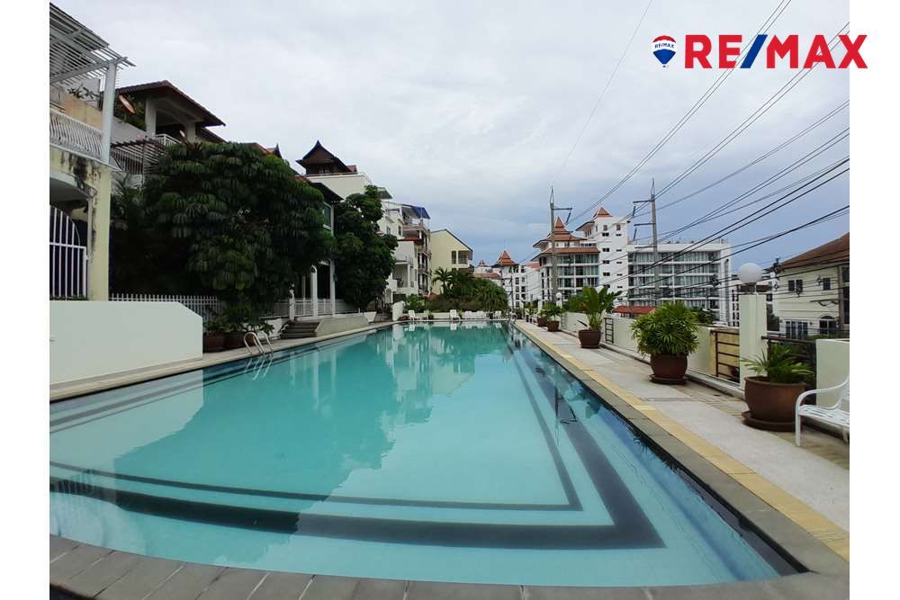 13 Bedrooms Condo for sale In Nong Prue Pattaya