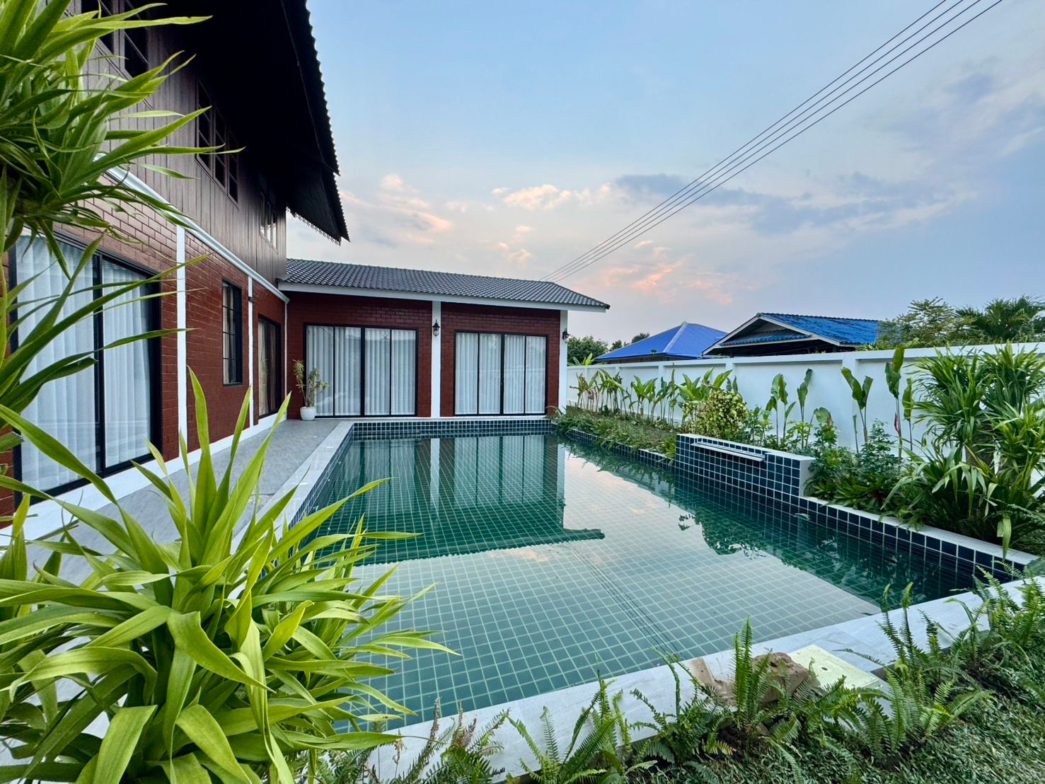 5 Bedroom House For Rent In Khua Mung, Chiang Mai