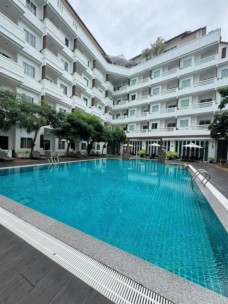Hotel for sale In Nong Prue Pattaya