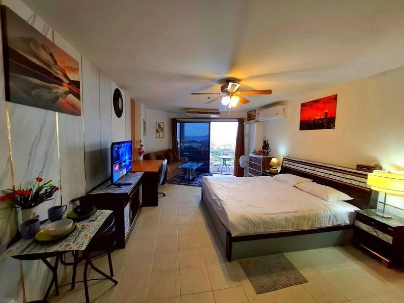 Studio Condo For Rent At View Talay 2