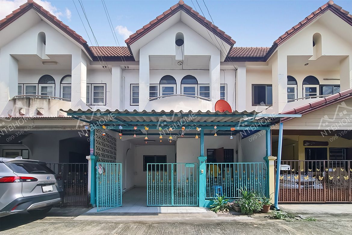 3 Bedroom Townhouse For Rent In Bang Khen, Nonthaburi