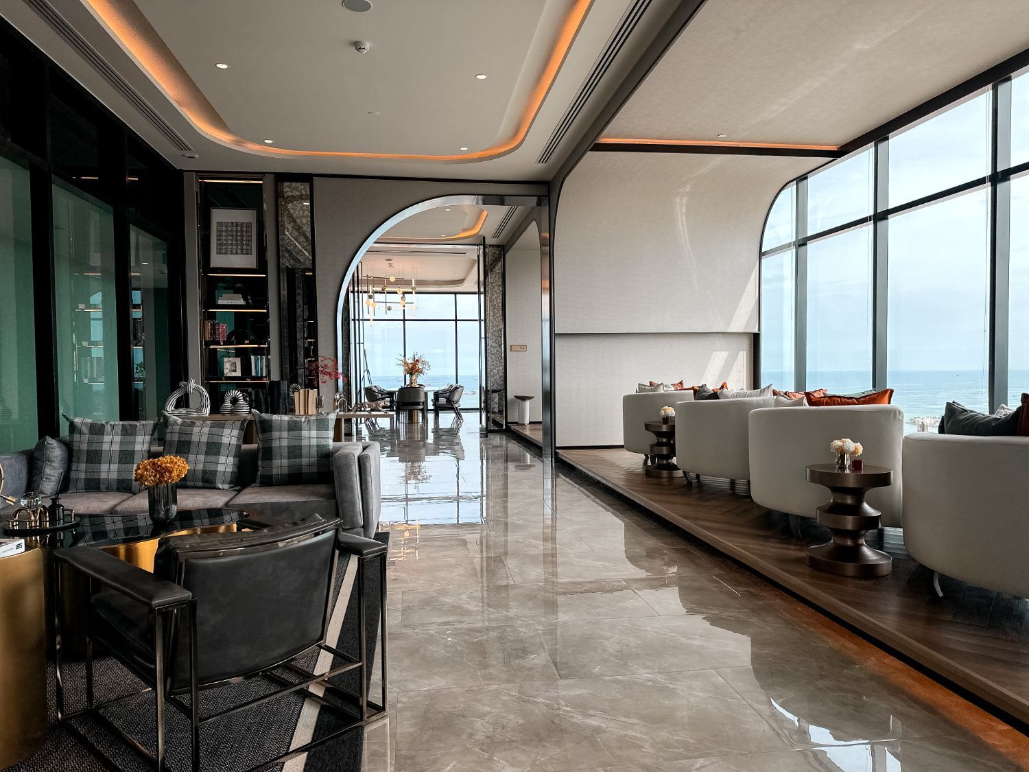 2 Bedroom Condo For Rent At The Hampton Sriracha