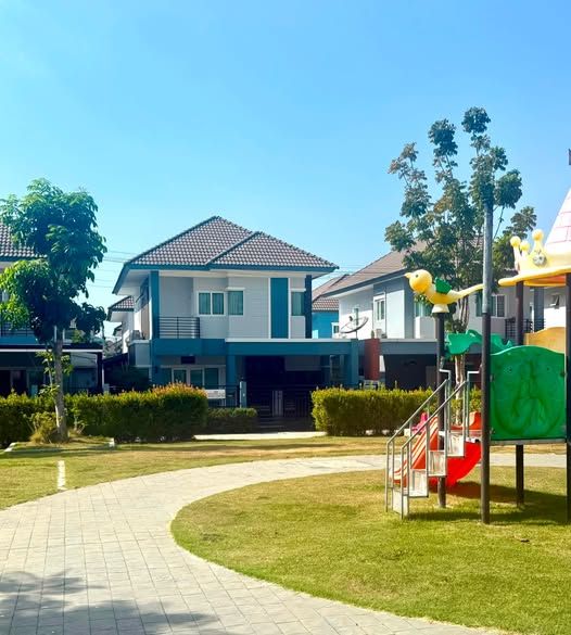 4 Bedroom House For Rent In Bang Sare, Chon Buri