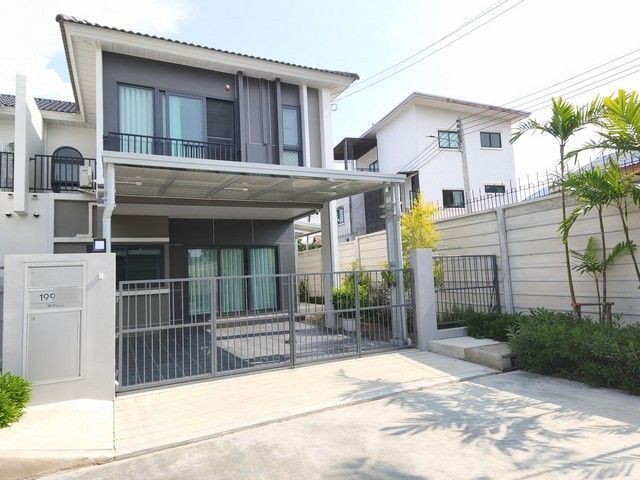 3 Bedroom House For Rent In Nong Phai Kaeo, Chon Buri
