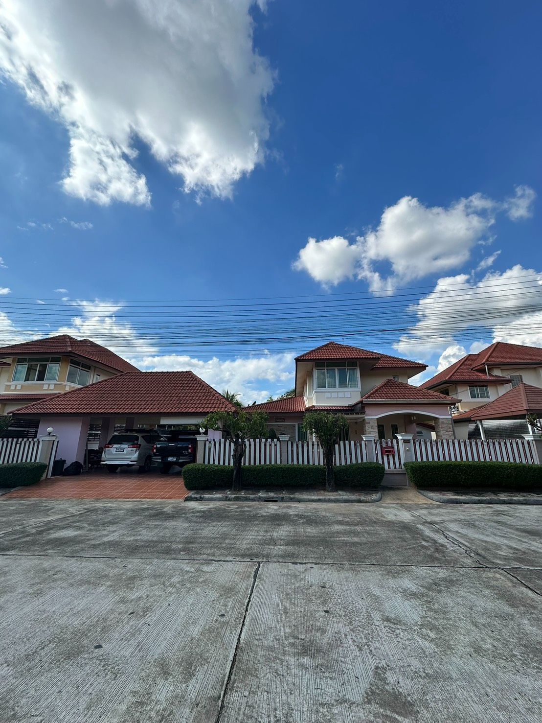5 Bedroom House For Rent At Baan Rungaroon 3
