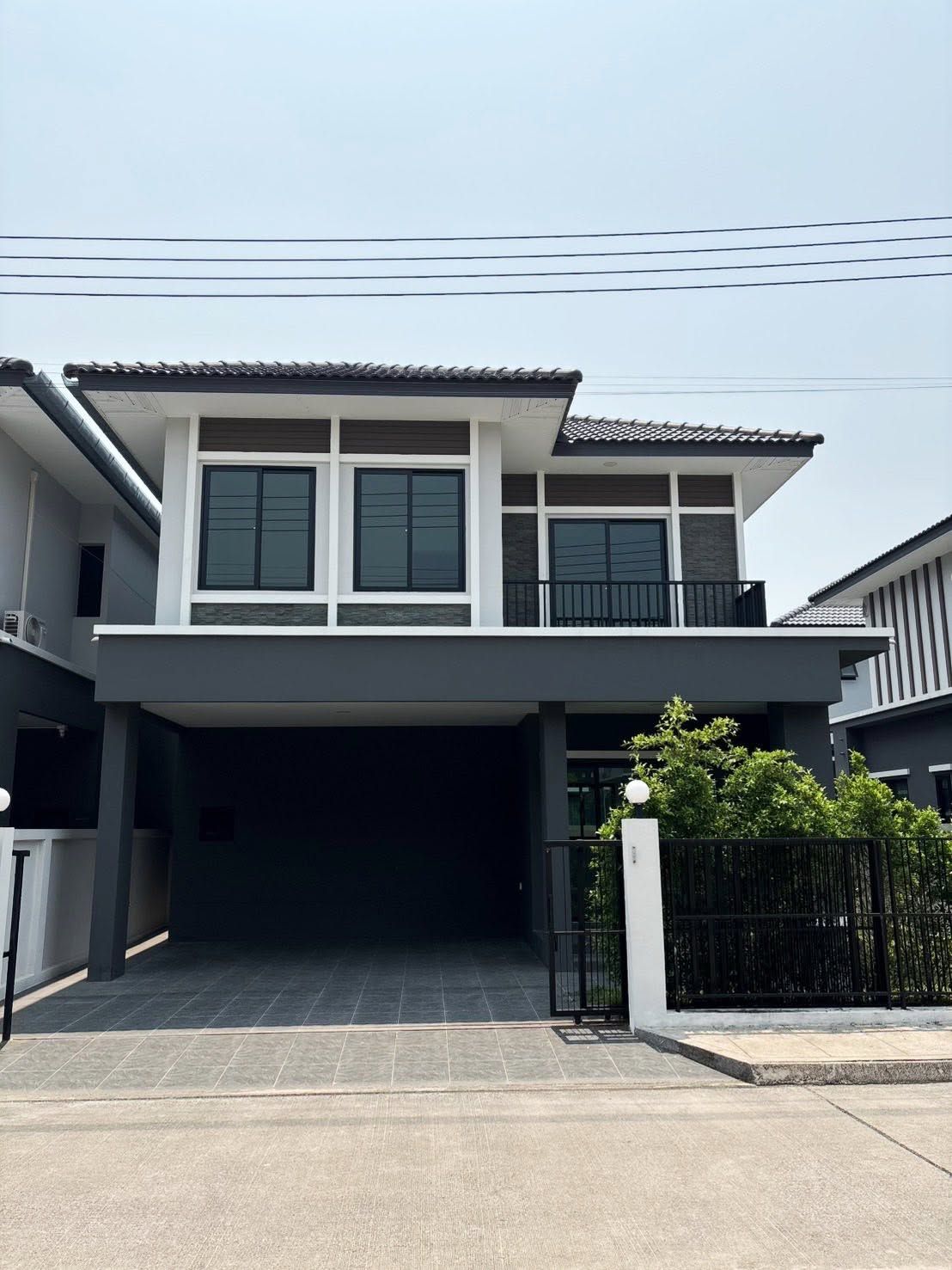 3 Bedroom House For Rent In Ton Pao, Chiang Mai