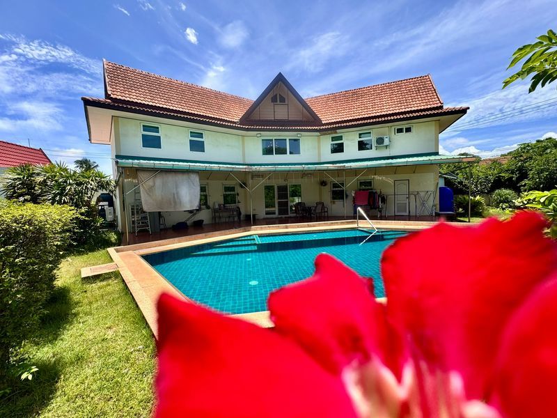 3 Bedroom House For Rent In Pong, Chon Buri