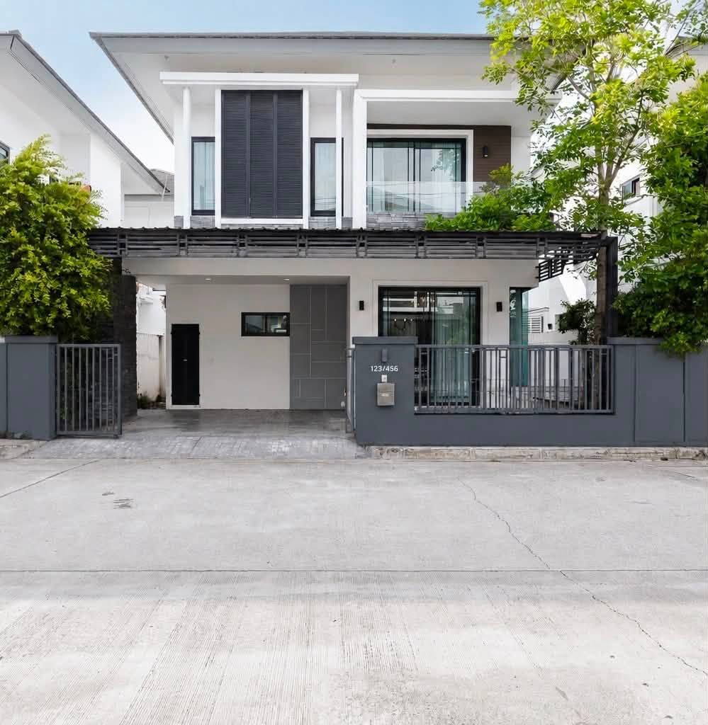 3 Bedroom House For Rent In Pa Tan, Chiang Mai