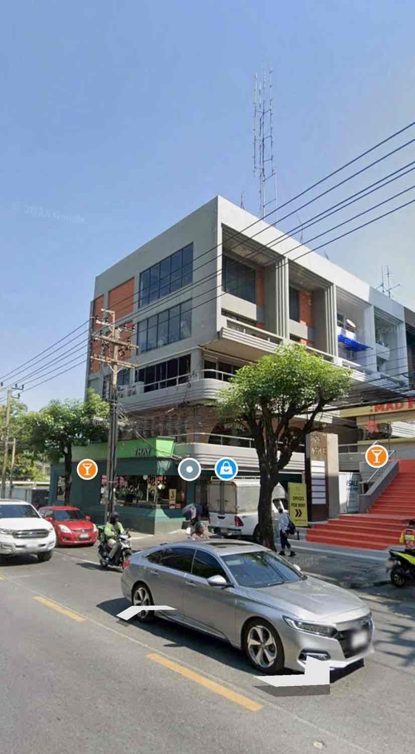 3 Bedrooms Shophouse for sale In Park Avenue Ekkamai Khlong Tan Nuea Bangkok