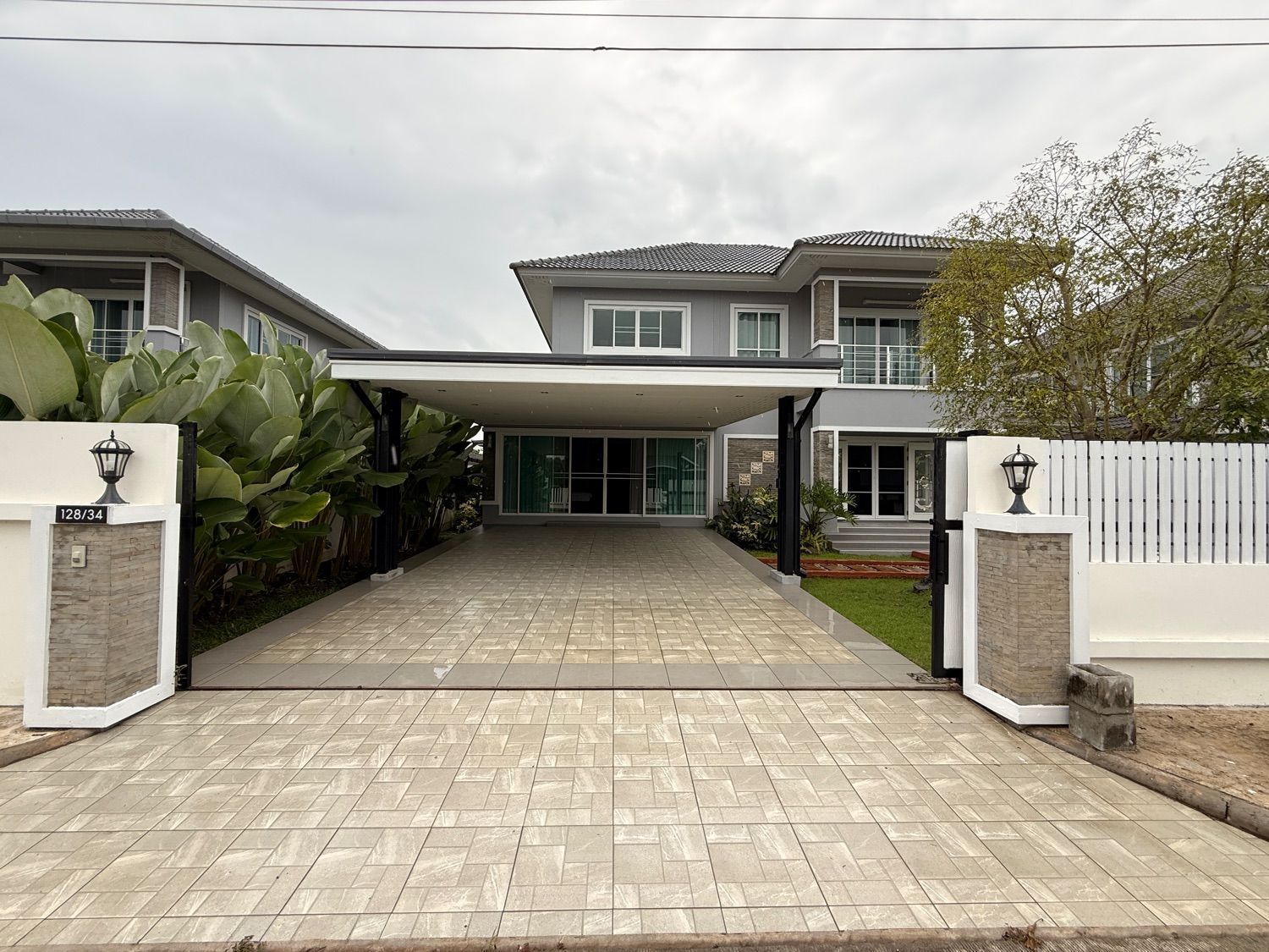5 Bedroom House For Rent In San Pa Pao, Chiang Mai