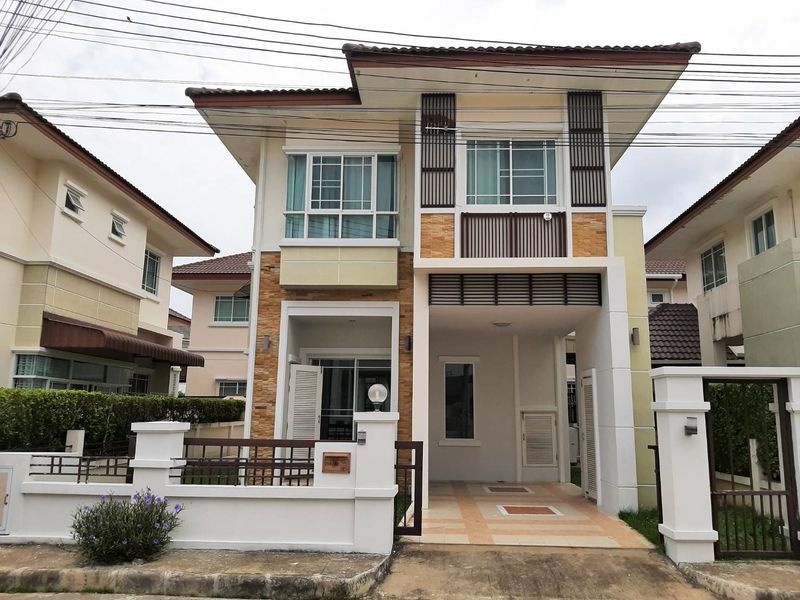 3 Bedroom House For Rent In Tha Sala, Chiang Mai