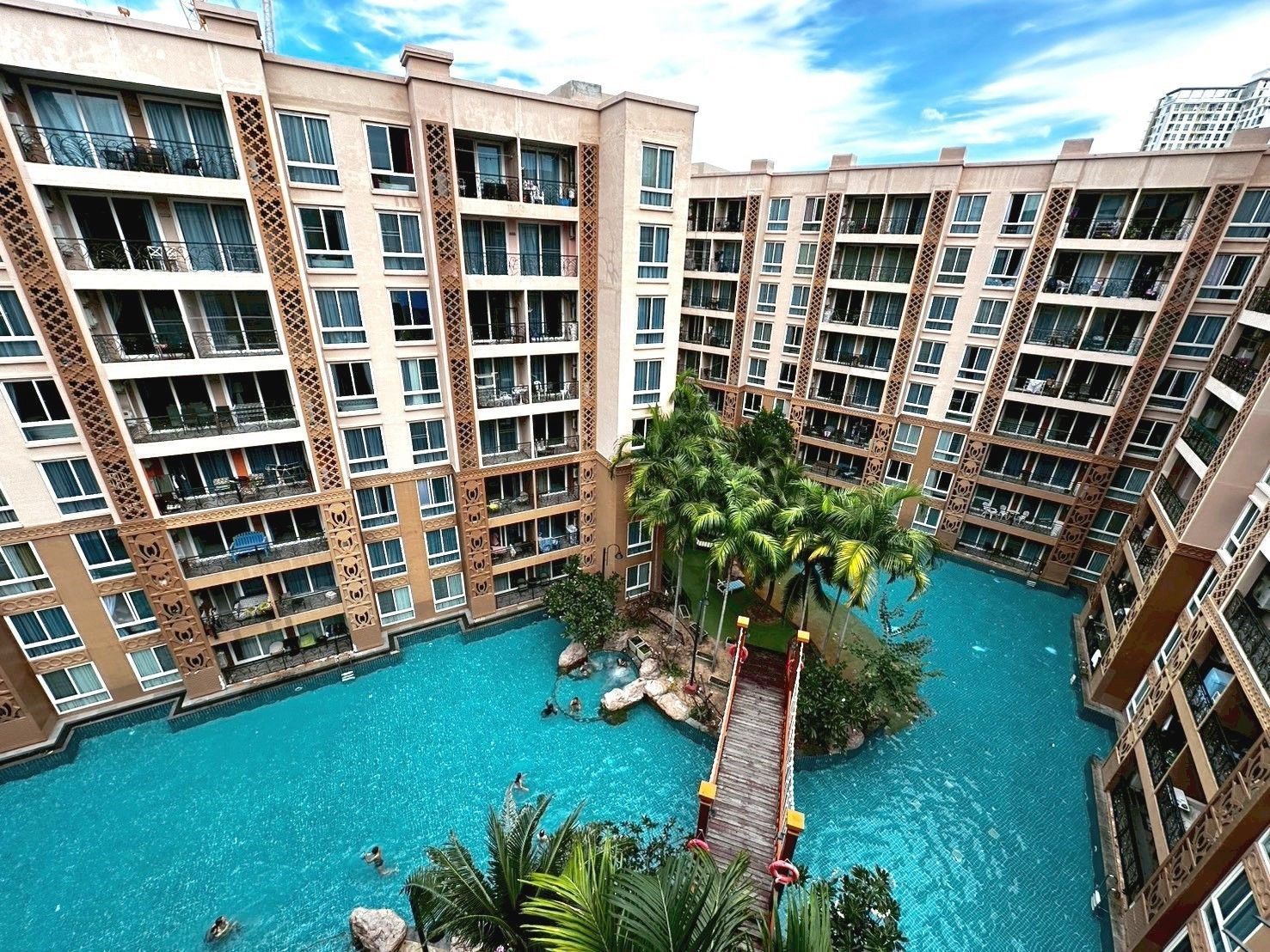 1 Bedroom Condo For Rent At Atlantis Condo Resort