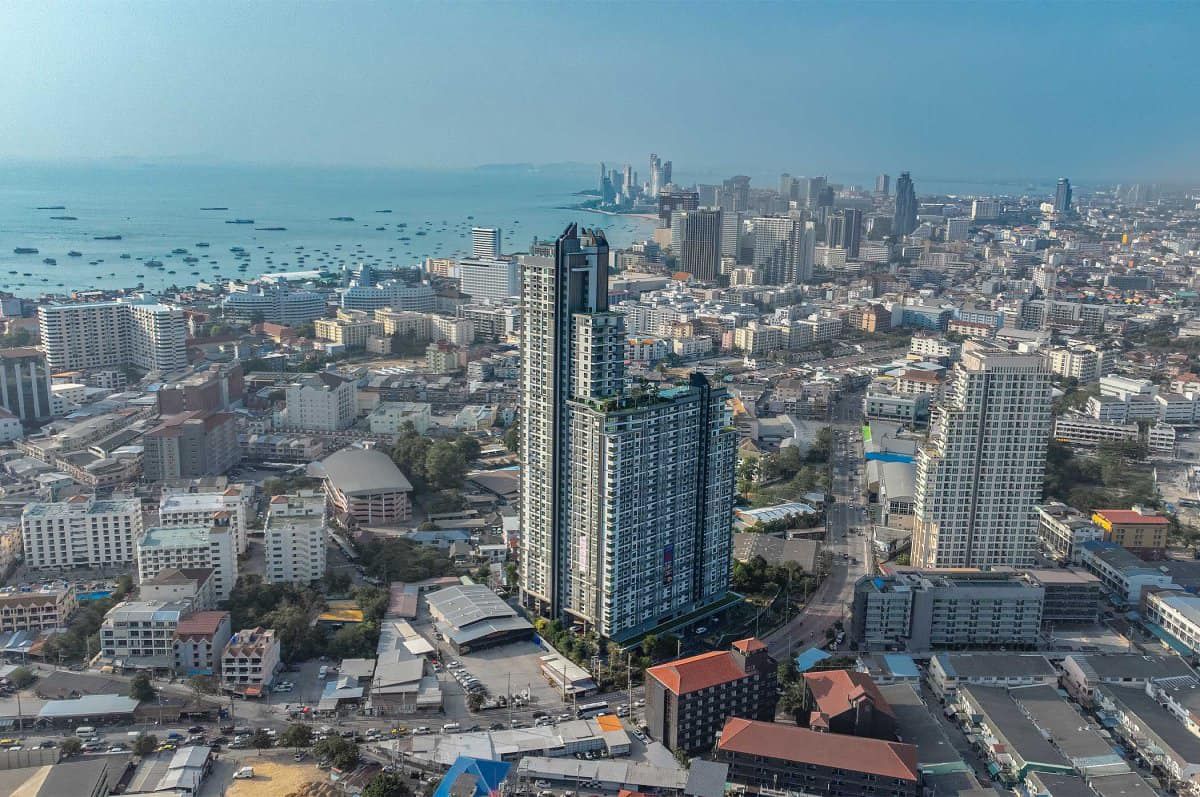 1 Bedroom Condo For Rent At Arcadia Millennium Tower