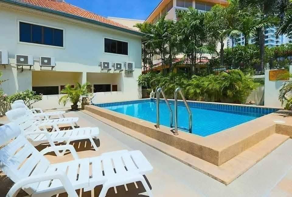 4 Bedroom Townhouse For Rent In Nong Prue, Chon Buri