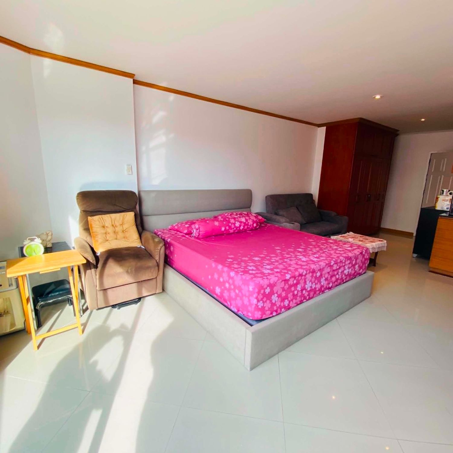 Studio Condo For Rent At View Talay Residence 1