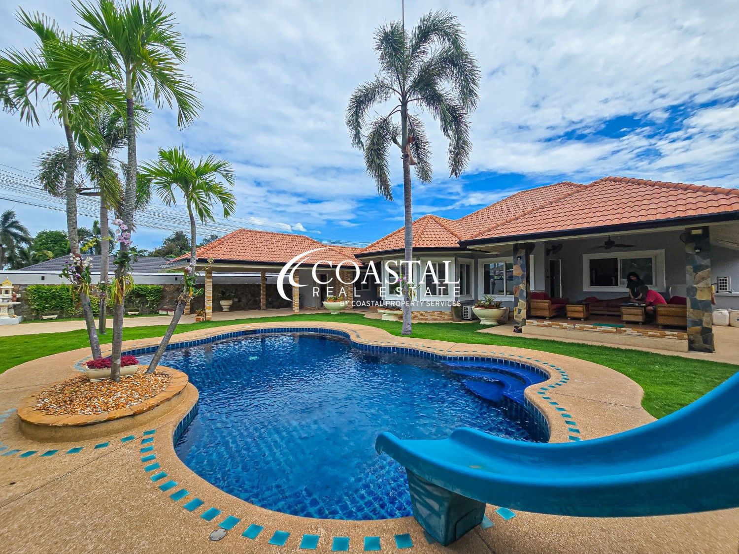 4 Bedroom House For Rent In Nong Pla Lai, Chon Buri