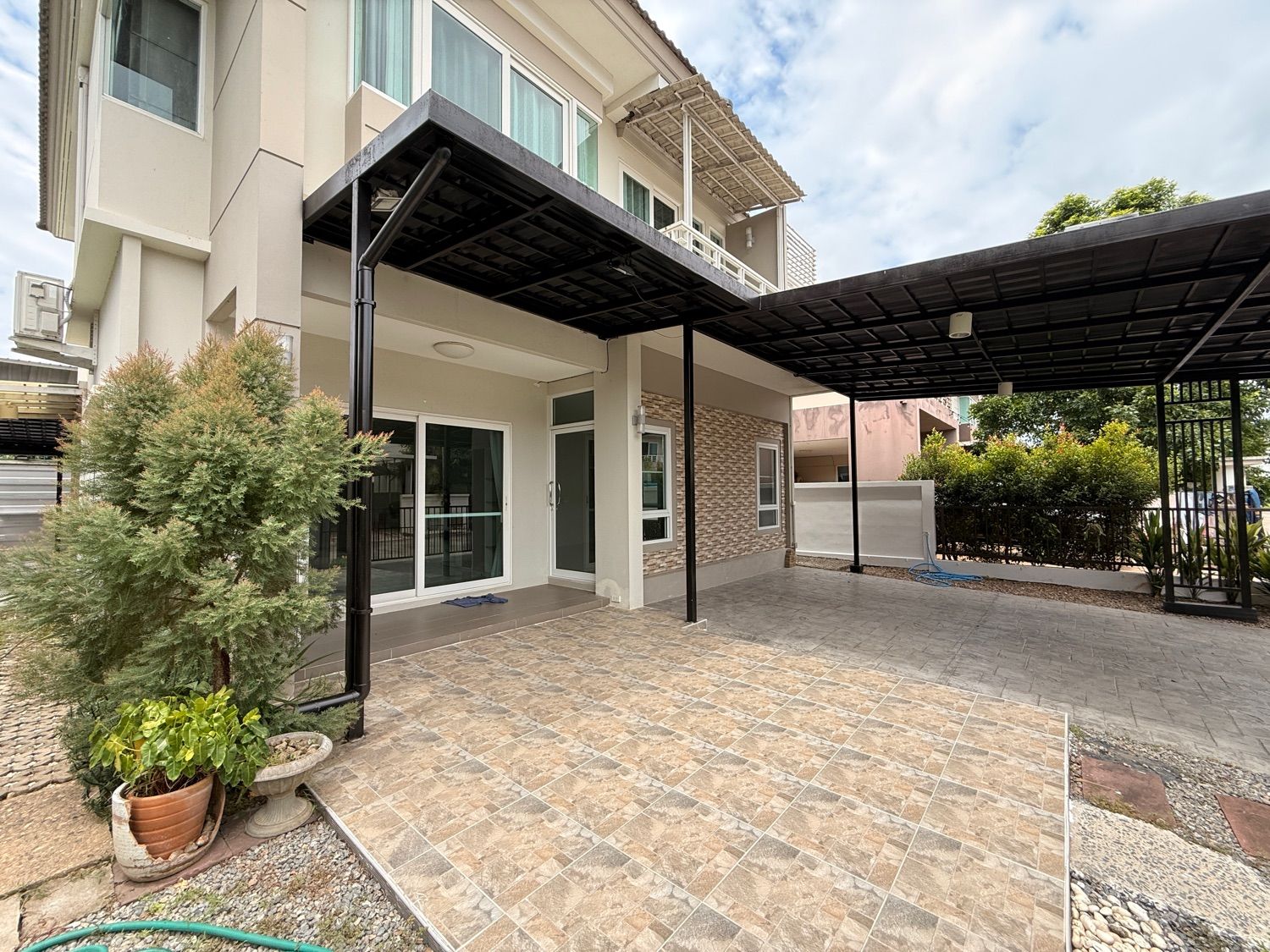 3 Bedroom House For Rent At The Masterpiece Scenery Hill
