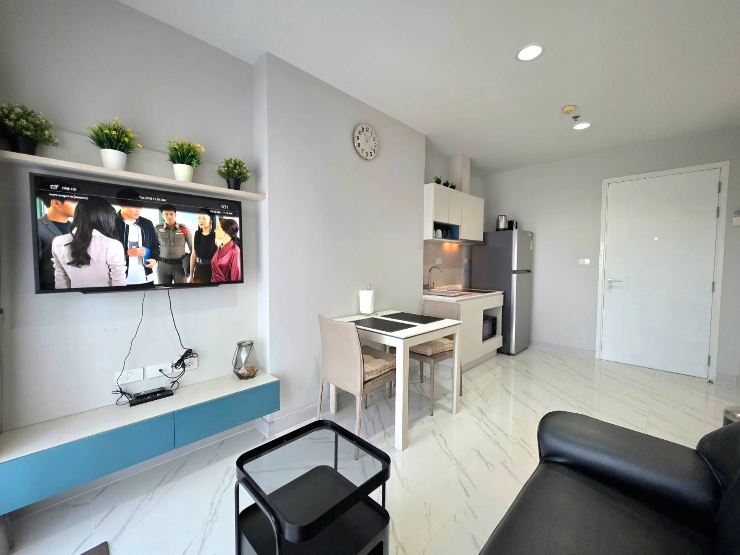 1 Bedroom Condo For Rent At Centric Sea
