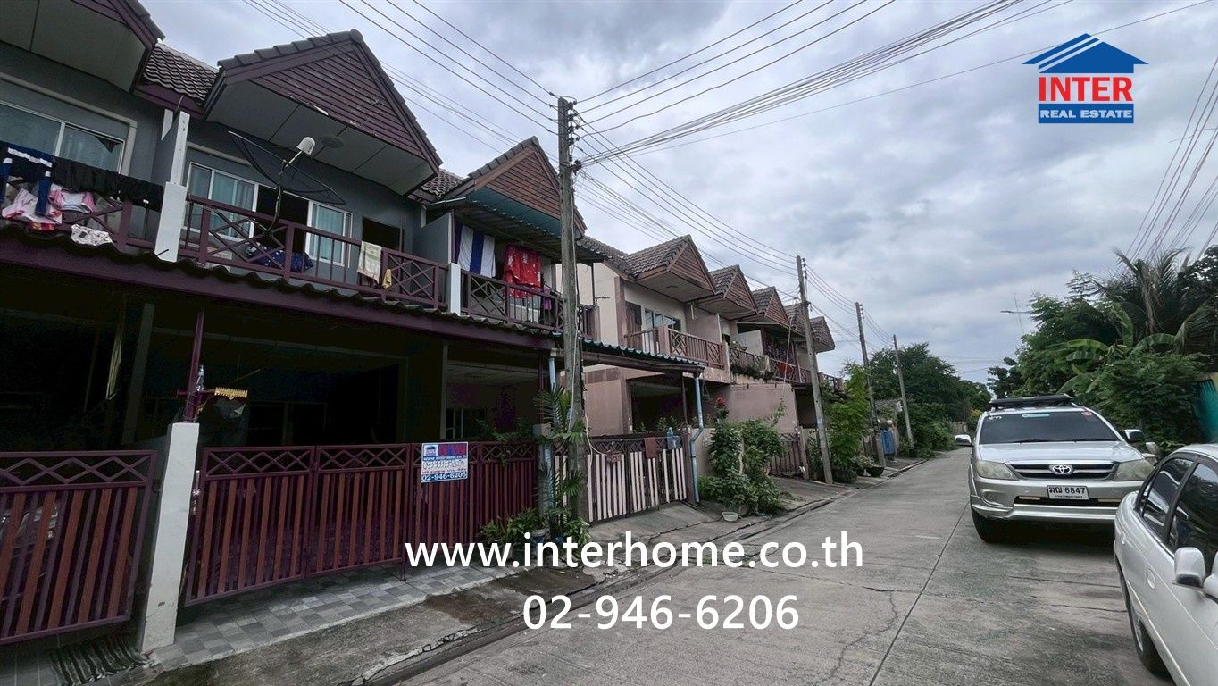 2 Bedroom Townhouse For Rent In Pracha Thipat, Pathum Thani