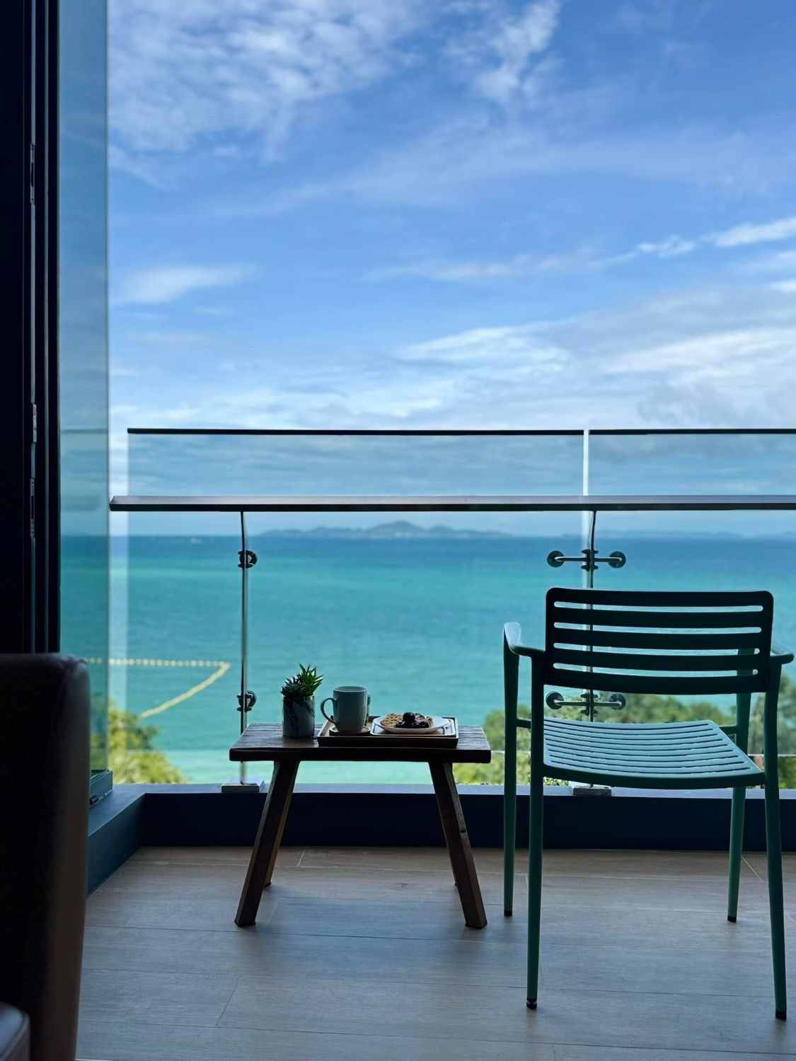 1 Bedroom Condo For Rent At Arom Wongamat