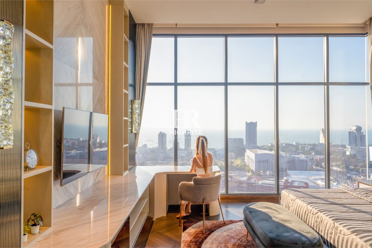 2 Bedrooms Condo for sale In Once Pattaya Condominium Na Kluea Pattaya