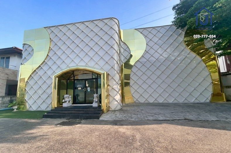 Office for sale In Suan Luang Bangkok