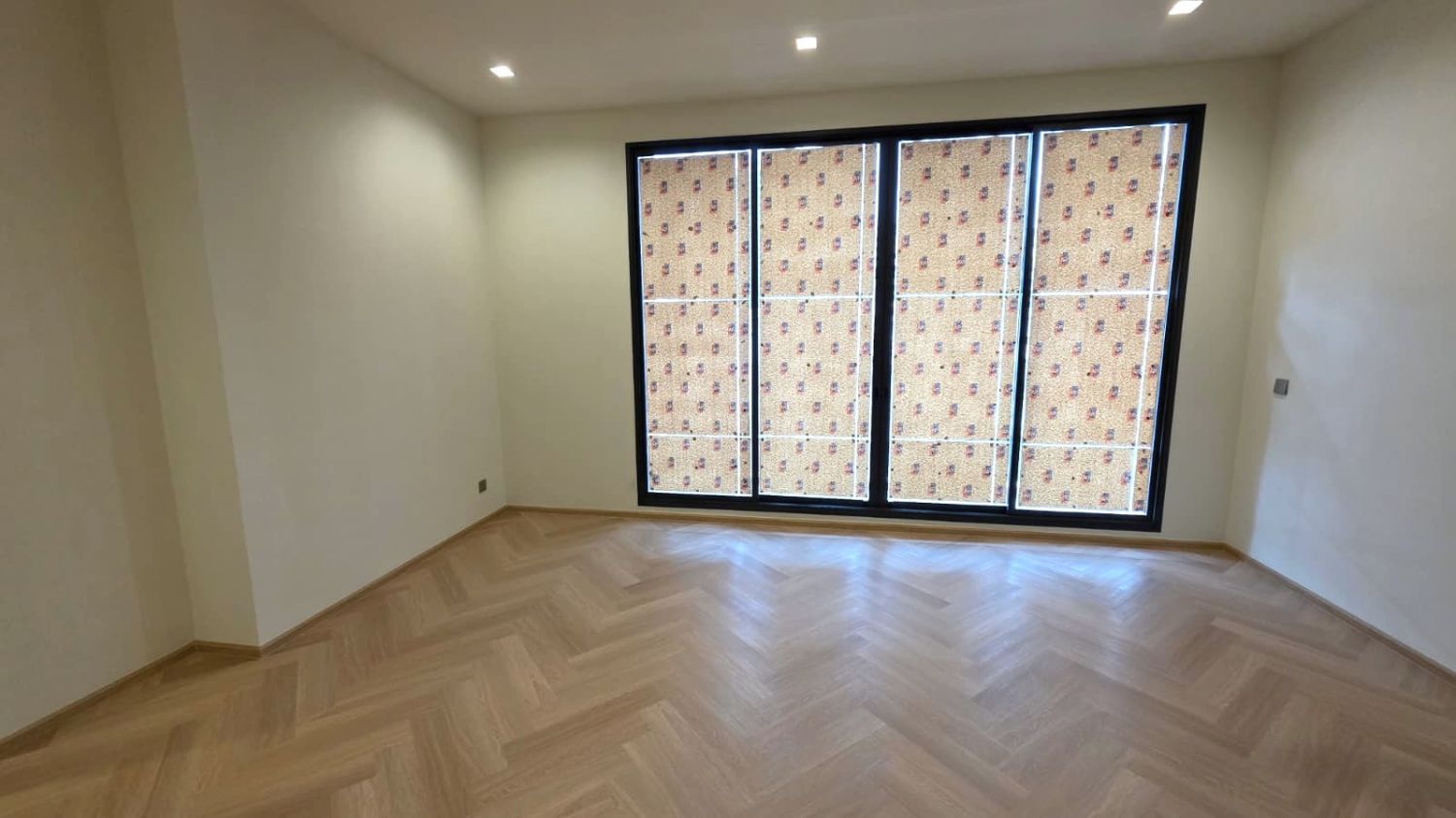 2 Bedrooms Condo for sale In Rhythm Charoennakhon Iconic Khlong Ton Sai Bangkok