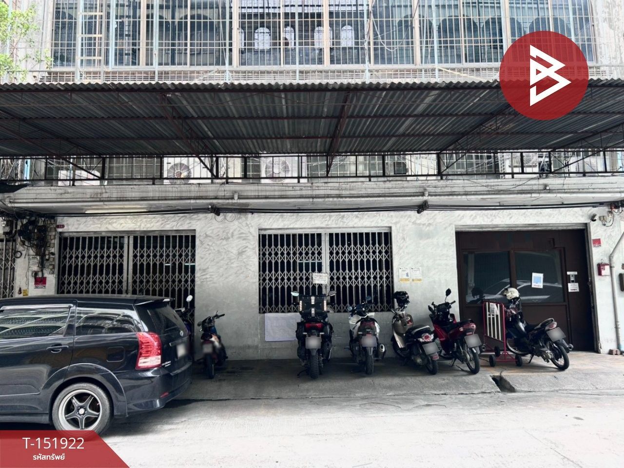 Shophouse for sale In Bang Lamphu Lang Bangkok